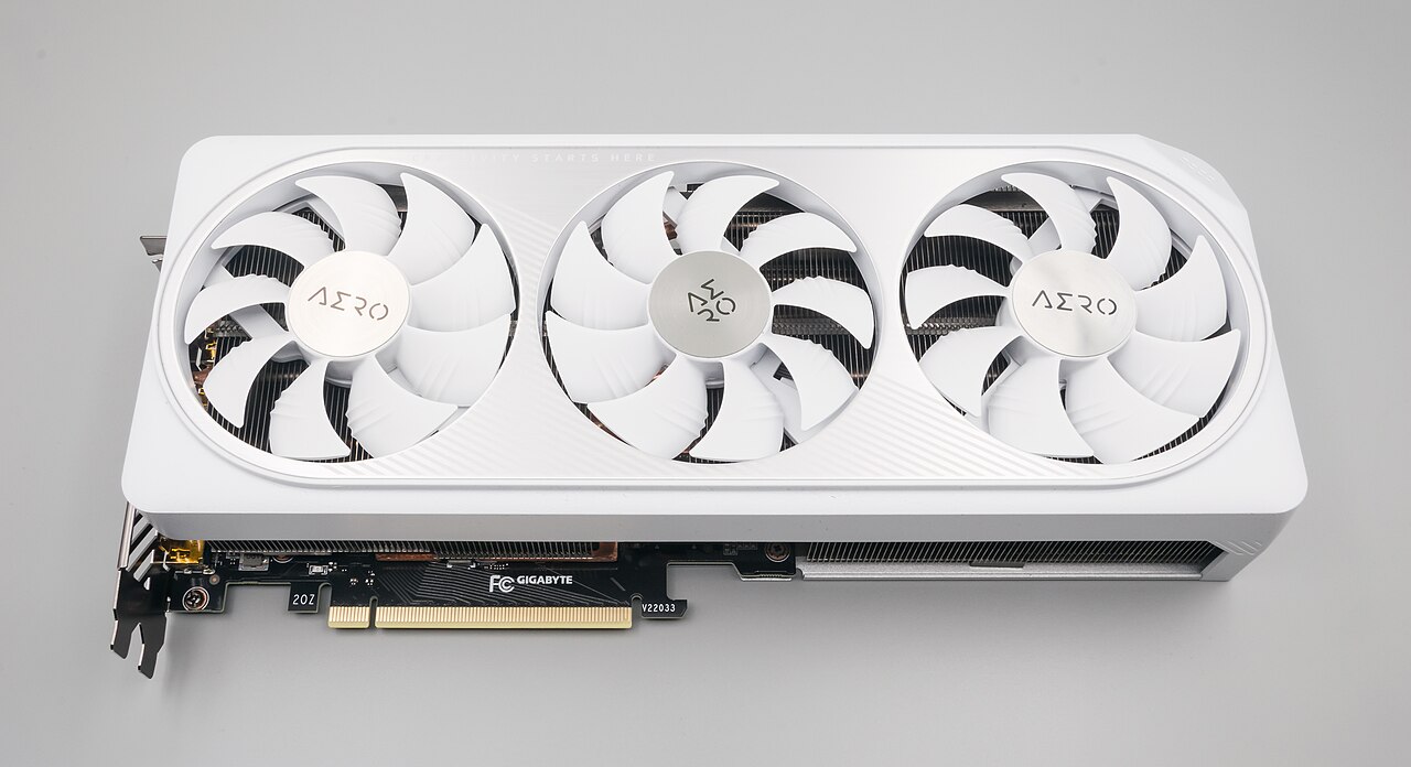 MSI GeForce RTX 4070 AERO
