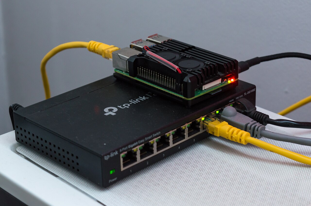 TP-Link 8-Port Gigabit Switch